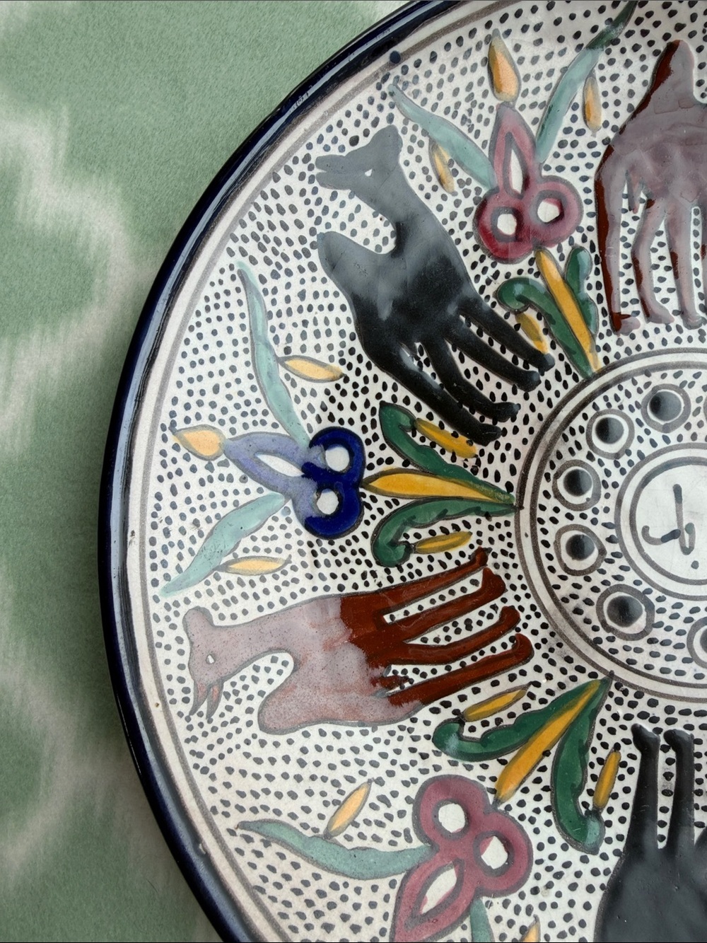 11.5” Vintage Hand-Painted Ceramic Arabic Decor Plate-Black Brown Blue Green red - Picture 6 of 9